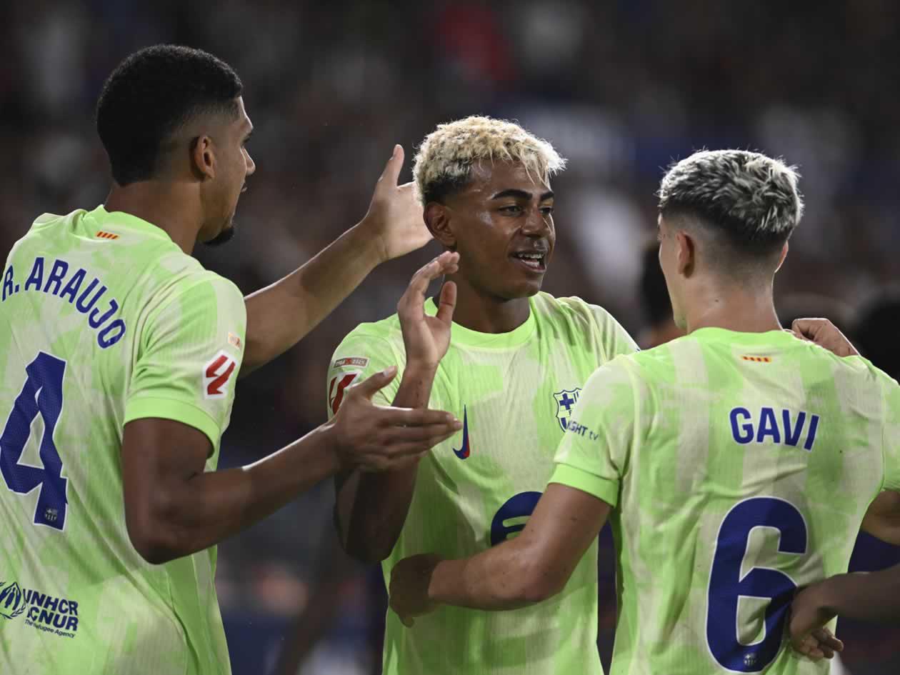 Barcelona remonta al Levante con un autogol en el tiempo de descuento por la Liga Española