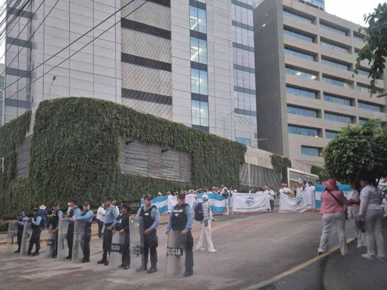 Sesal y enfermeros logran acuerdo tras 22 días de protesta en Honduras