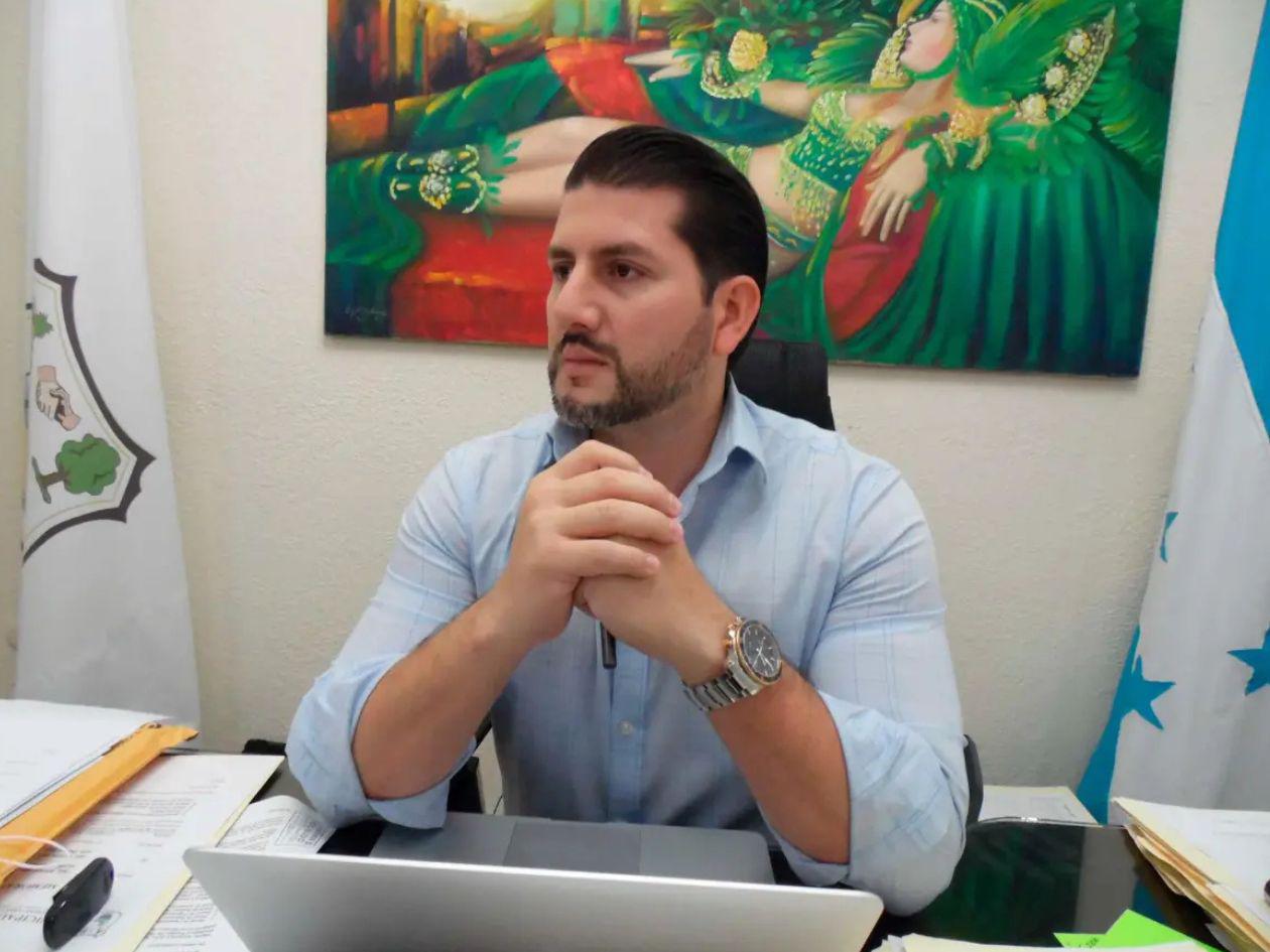 Bader Dip encabeza conteo en alcaldía de La Ceiba