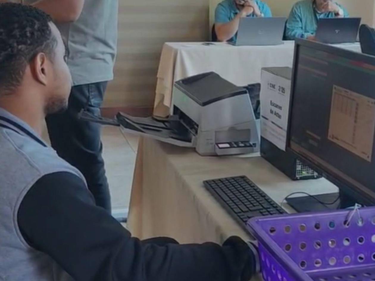CNE realiza segunda fase del simulacro electoral para afinar sistemas tecnológicos