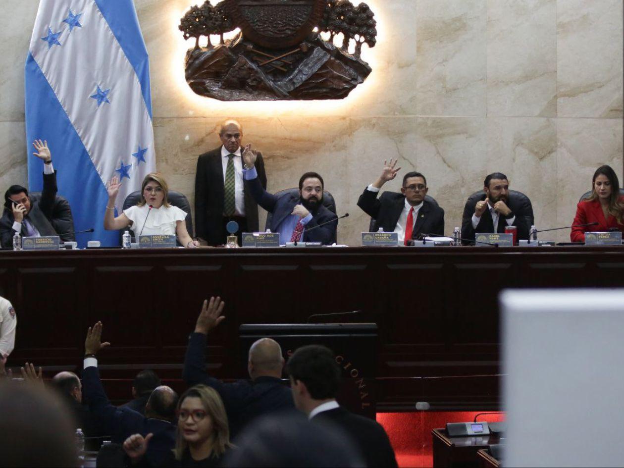 Rechazo político a comisiones de investigación impulsadas por Luis Redondo