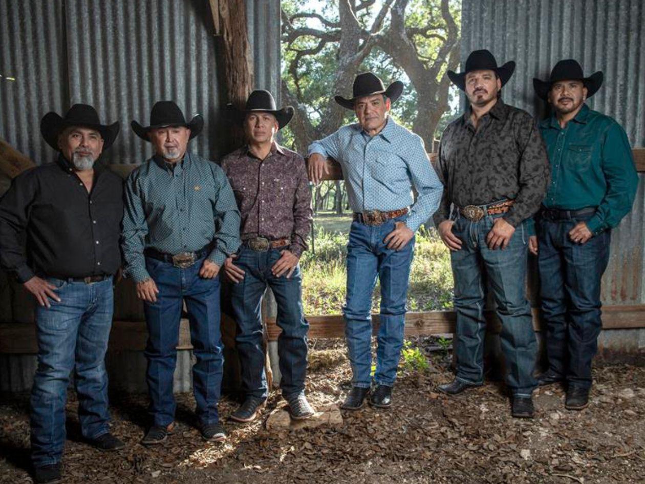 Grupo Intocable busca que su música sea un escape a momentos turbios