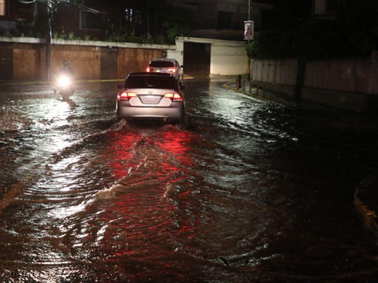 Video antiguo de Rashid Mejía es usado para informar sobre lluvias en octubre de 2025