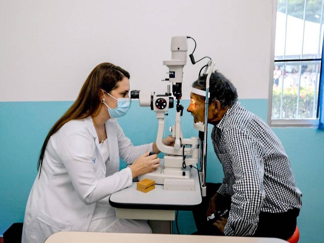Nueva clínica oftalmológica fortalece acceso a salud visual gratuita