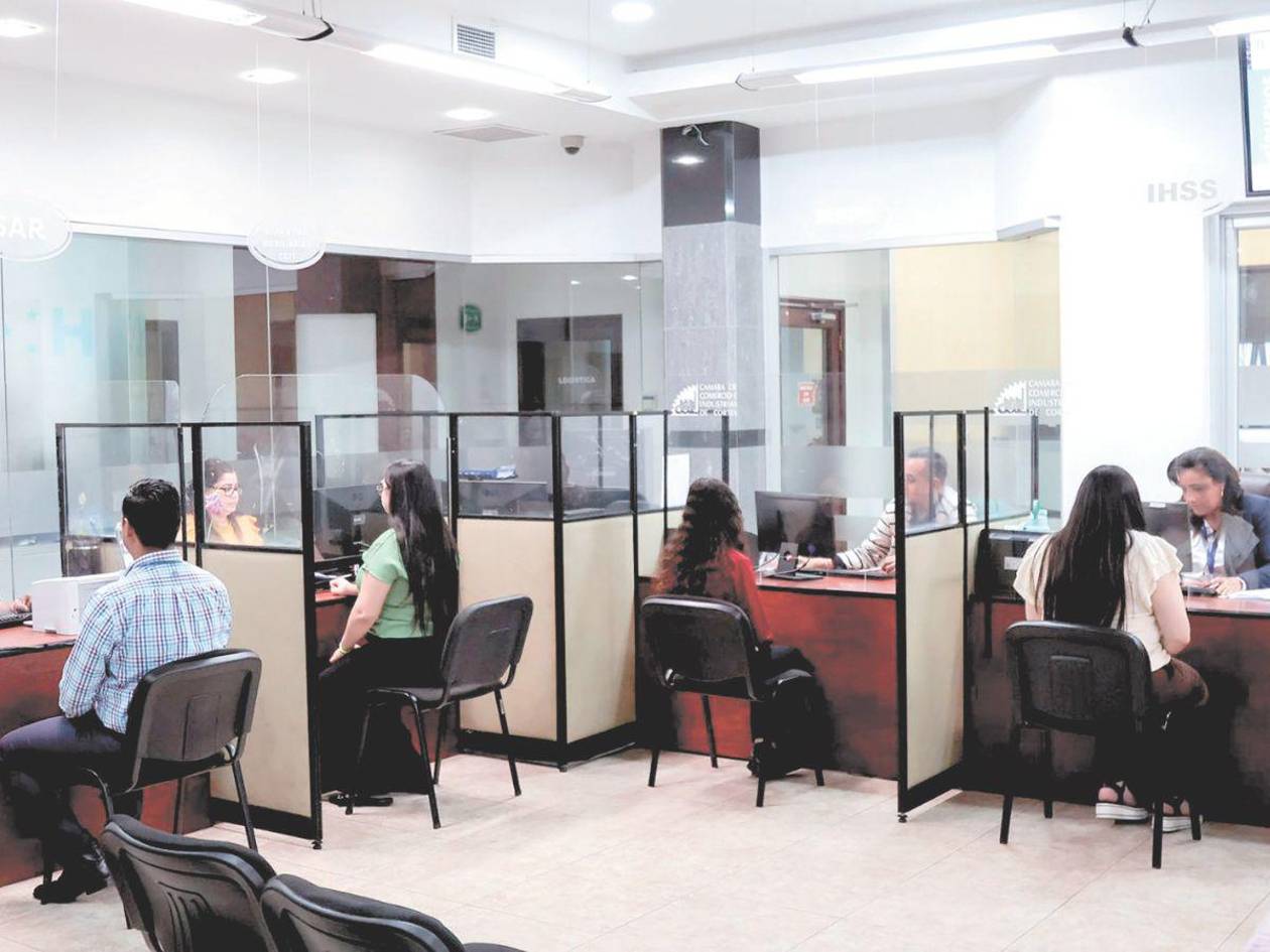 Cámara de Comercio e Infop capacitan a emprendedores