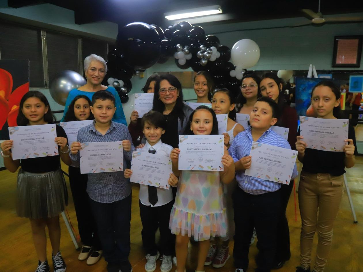 La Academia de Bellas Artes de SPS celebra a sus creativos pintores