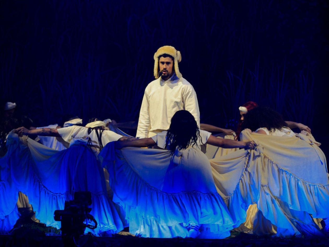 ¡Confirmado! Bad Bunny será el protagonista del show del Super Bowl 2026