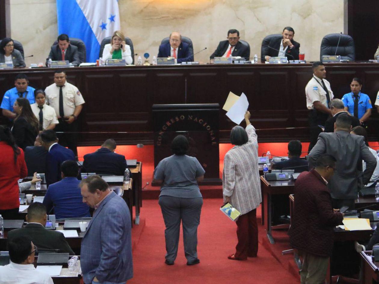 Maribel Espinoza denunciará  en el Ministerio Público a Hugo Noé Pino