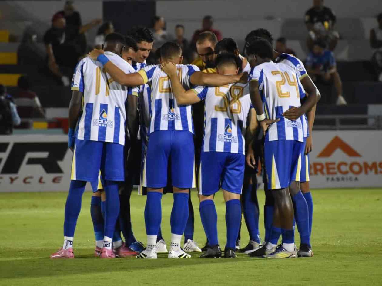 Crisis en Victoria: otros dos futbolistas se van del club por este motivo