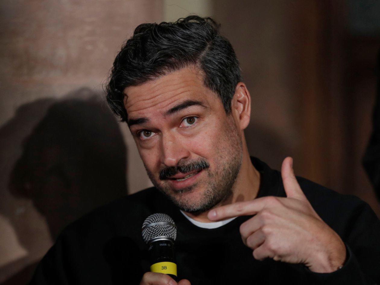 Alfonso Herrera y Luis Estrada combaten la autocensura en la serie de autor 'Las muertas'