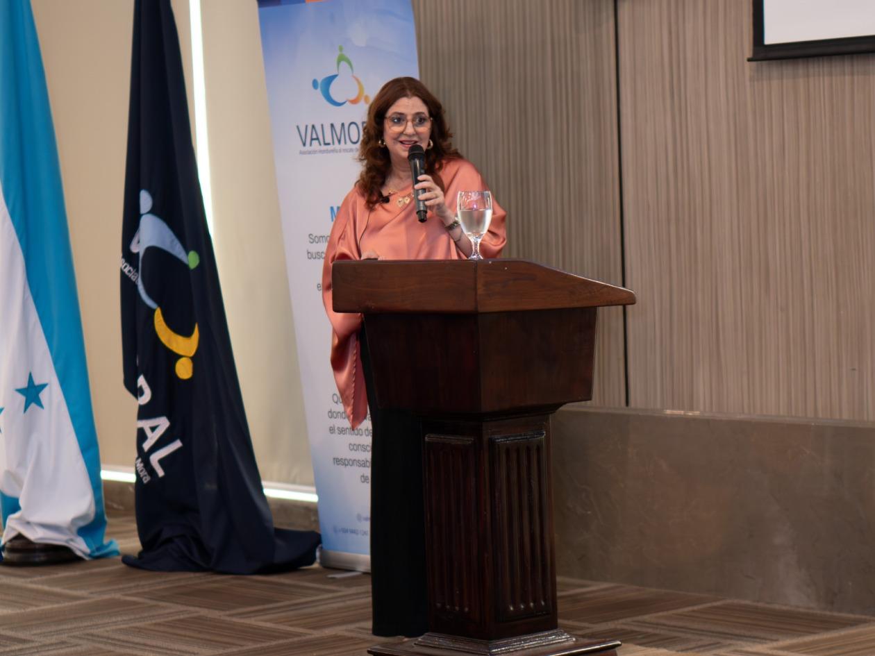 Valmoral realiza su primer desayuno empresarial en San Pedro Sula