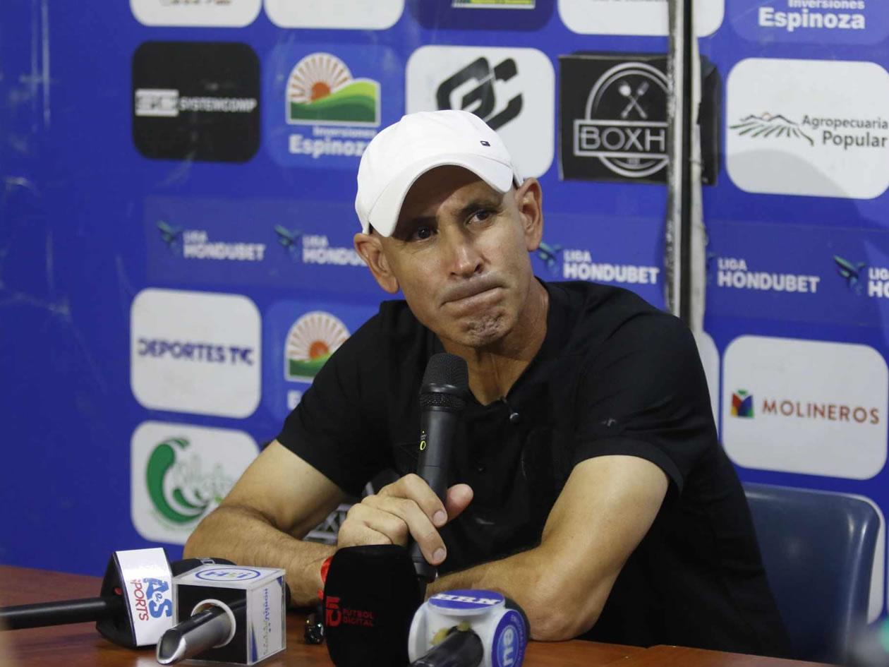 La reacción de Espinel por otro desliz: lo que afecta a Olimpia y avisa a Motagua