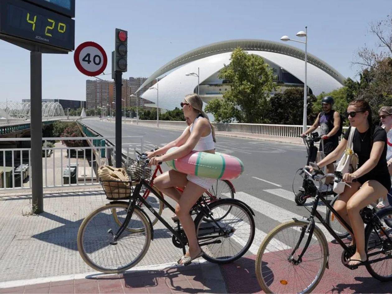 Una ola de calor golpea España con temperaturas de más de 40 grados