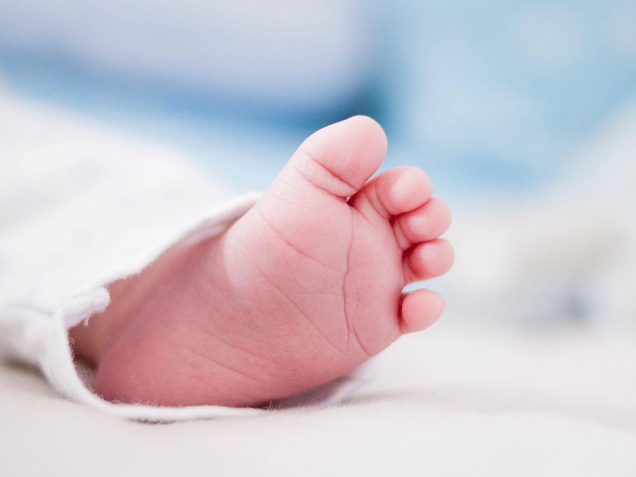 Acusan a ginecóloga de causar muerte de bebé por supuesta mala praxis