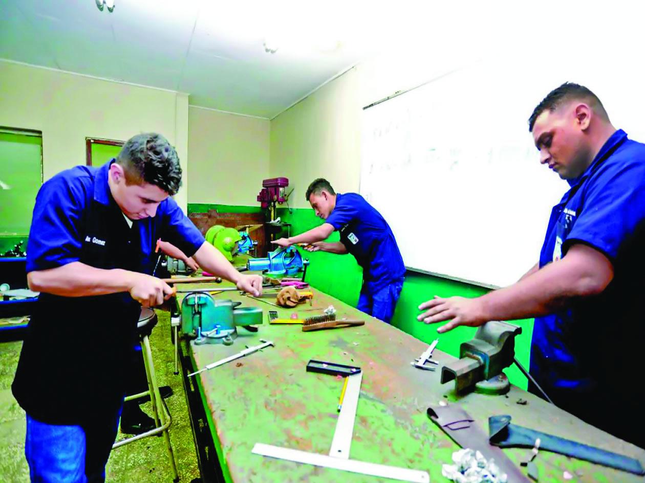 Más de 800 estudiantes se matricularon en Infop de SPS