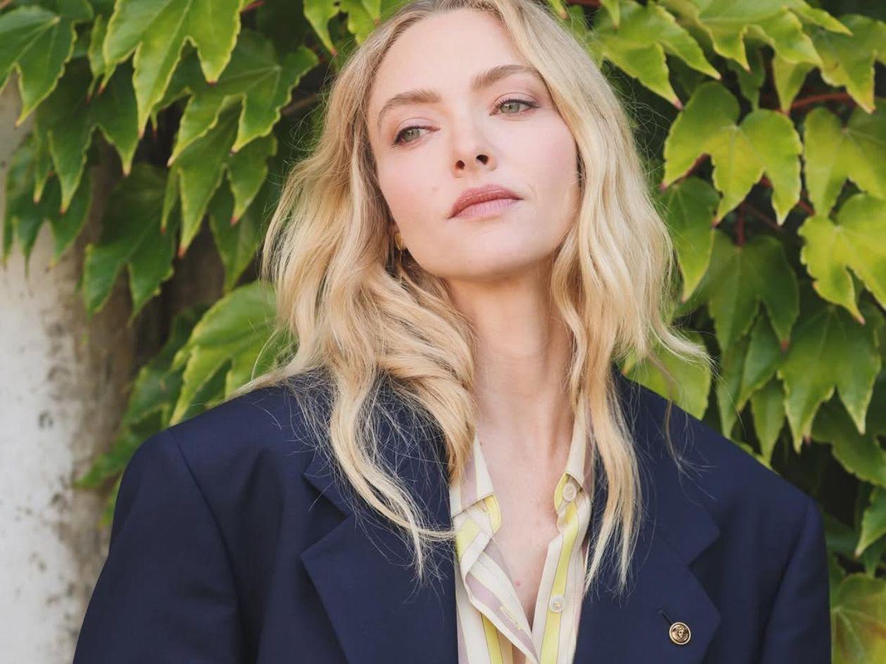 Amanda Seyfried deslumbra en Venecia en un complejo musical