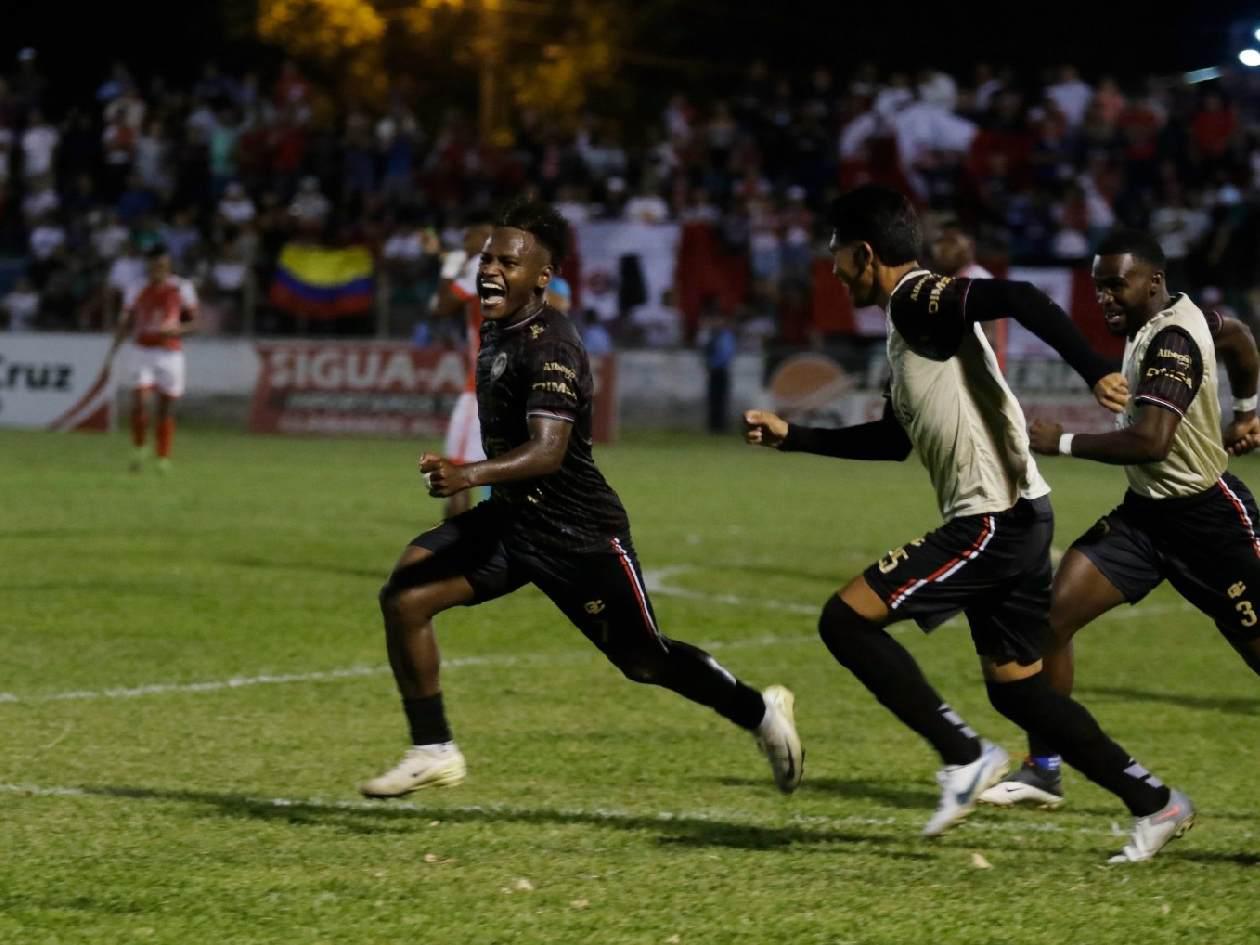 Independiente vs Arsenal SAO: el minuto a minuto del título de las Panteras