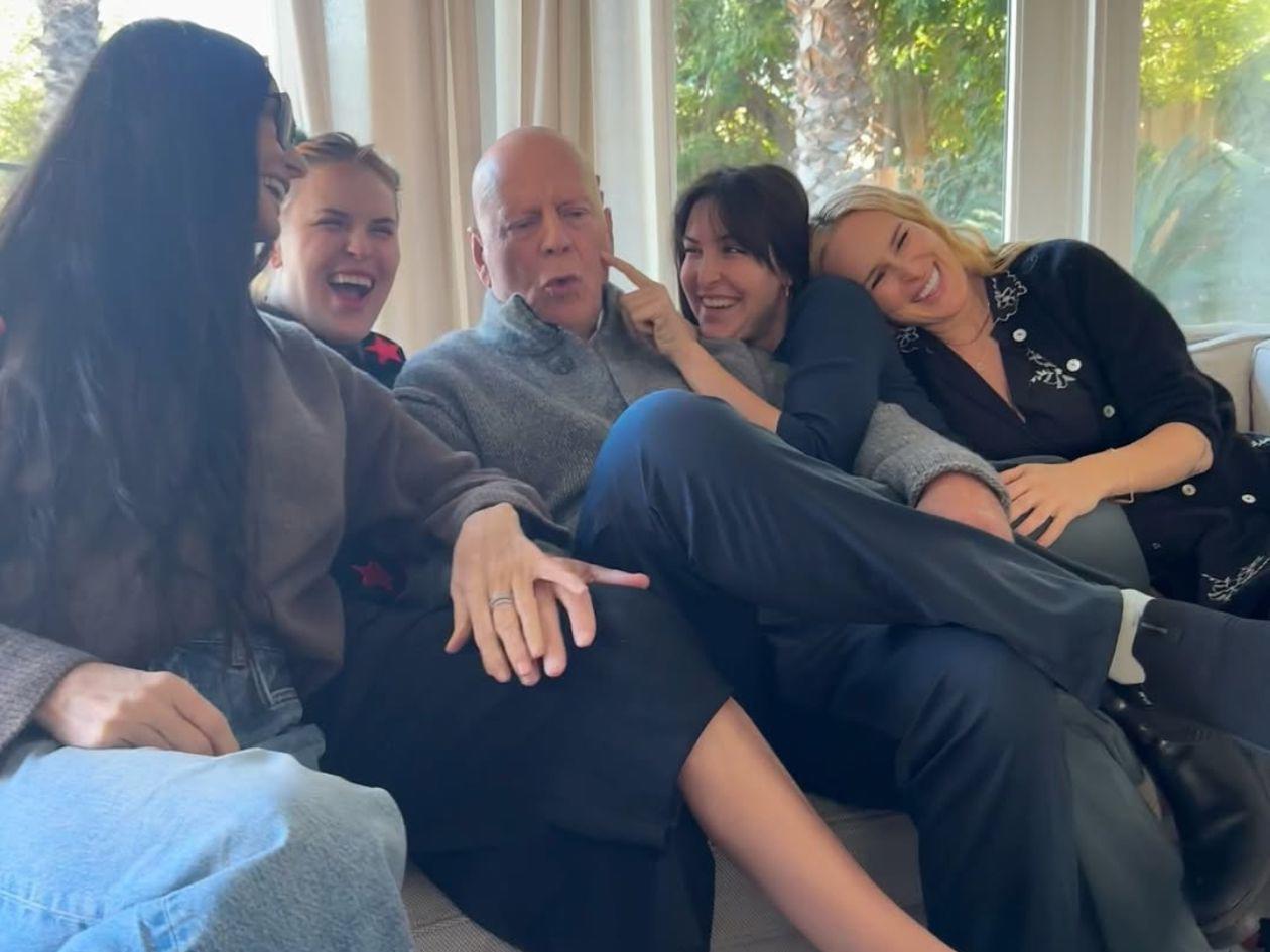 Familia de Bruce Willis celebra los 70 años del actor en medio de su enfermedad