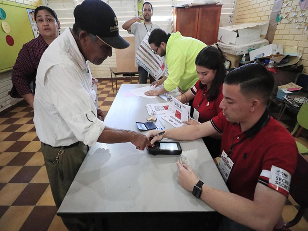 Comayagua y Siguatepeque: estos son los alcaldes que lideran el conteo de las elecciones