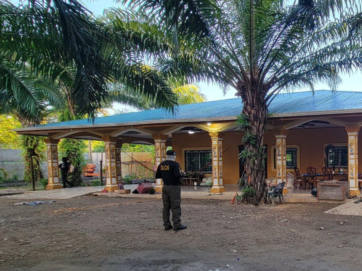 Allanan propiedades del clan Montes Bobadilla y sus socios en Colón