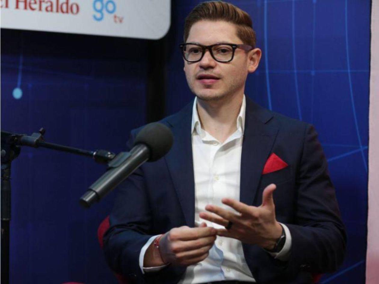 Video antiguo de Rashid Mejía es usado para informar sobre un requerimiento fiscal contra Nasry Asfura en octubre de 2025