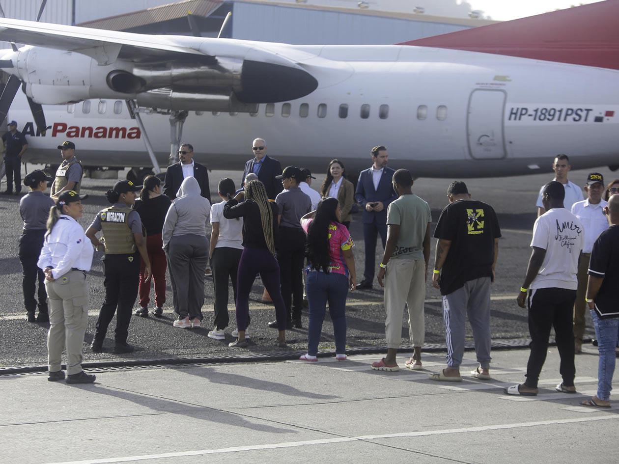 Estados Unidos envió 177 migrantes desde Guantánamo hacia Venezuela