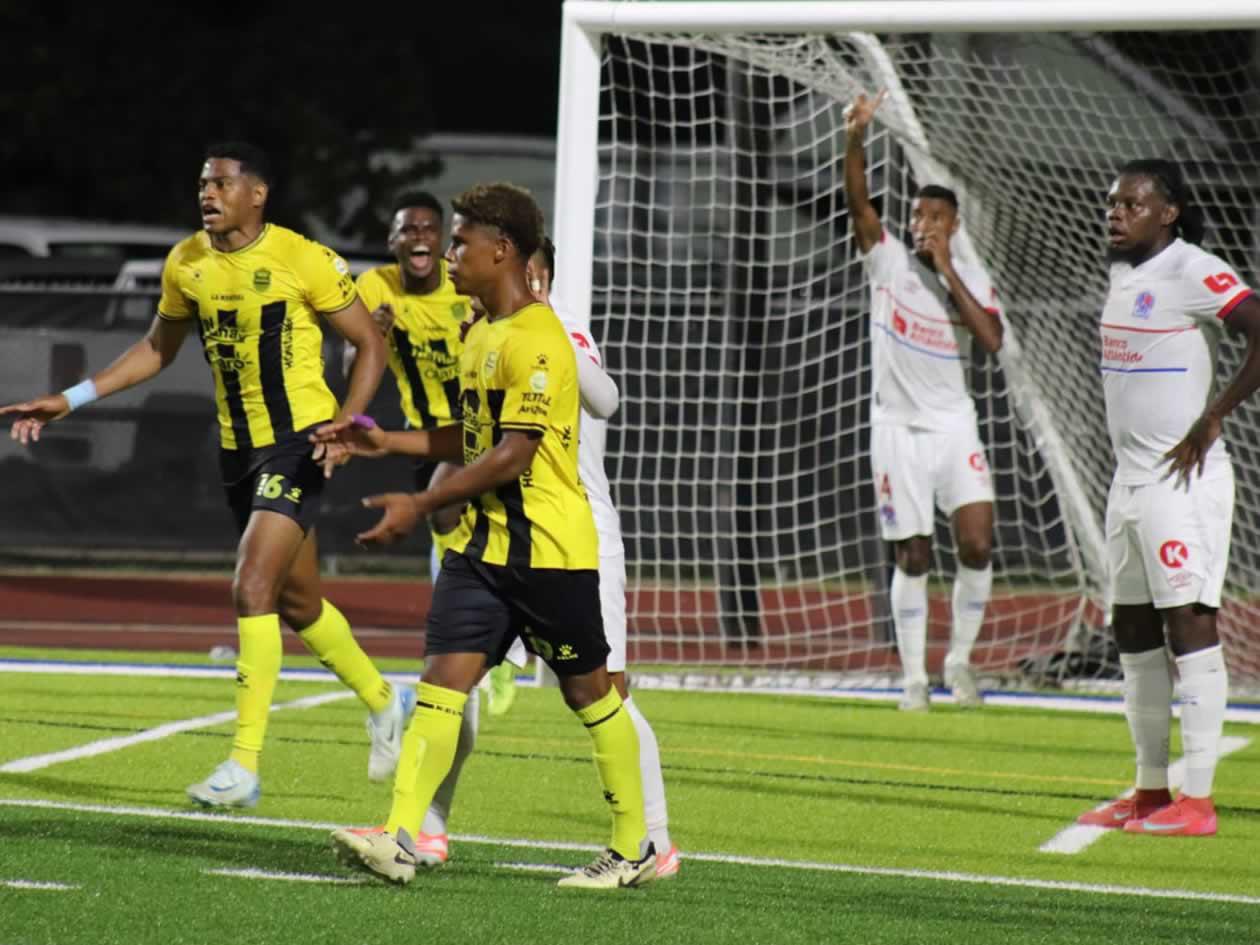 Real España se llevó el Clásico ante Olimpia en Estados Unidos