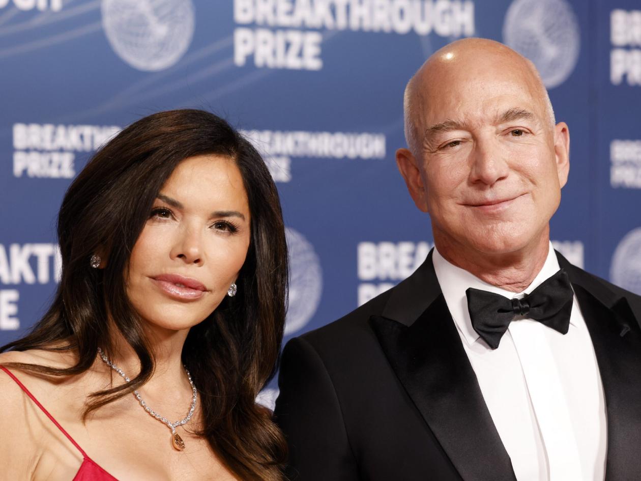 Jeff Bezos y Lauren Sánchez llegan a Venecia para su lujosa boda