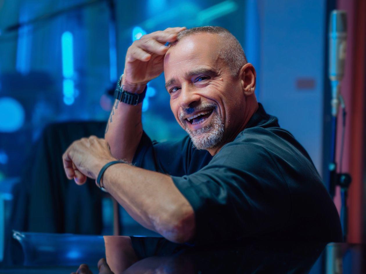 Eros Ramazzotti: nueva gira, nieto y un disco con duetos latinos