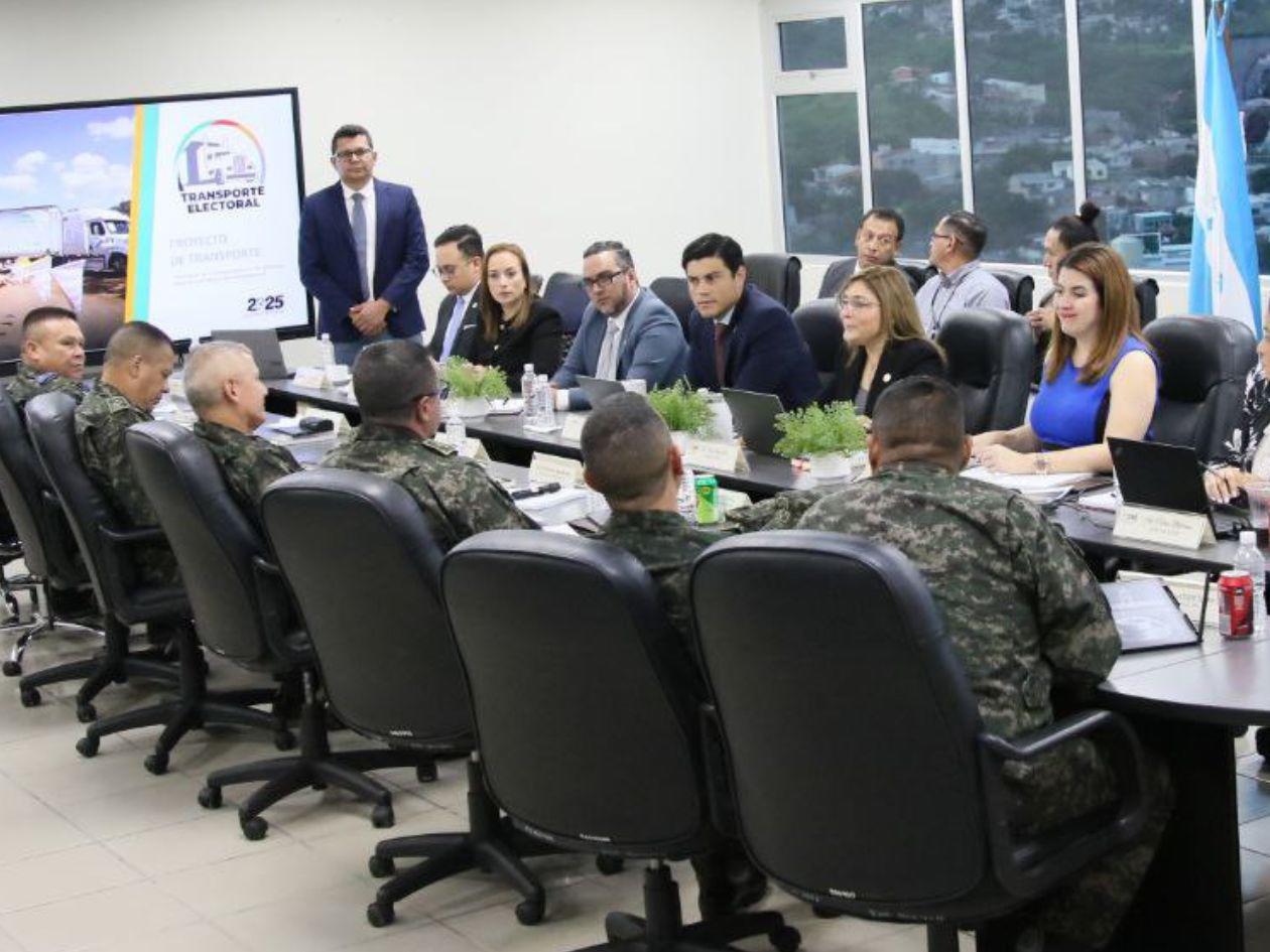 Ana Hall responde a las FFAA y reafirma autonomía del CNE en el escrutinio electoral