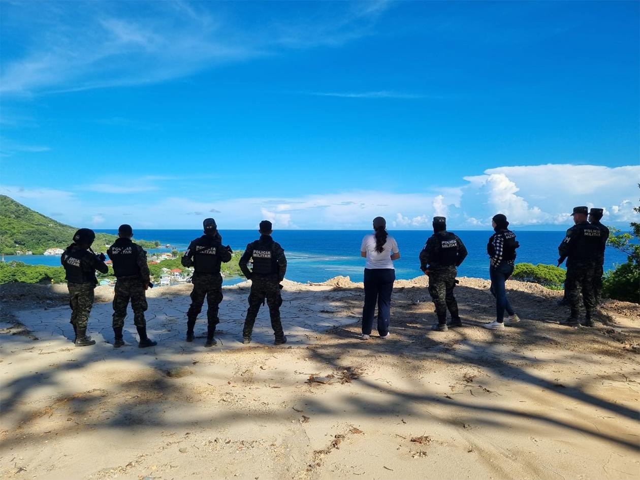 A asegurar el Parque Nacional Marino de Islas de la Bahía