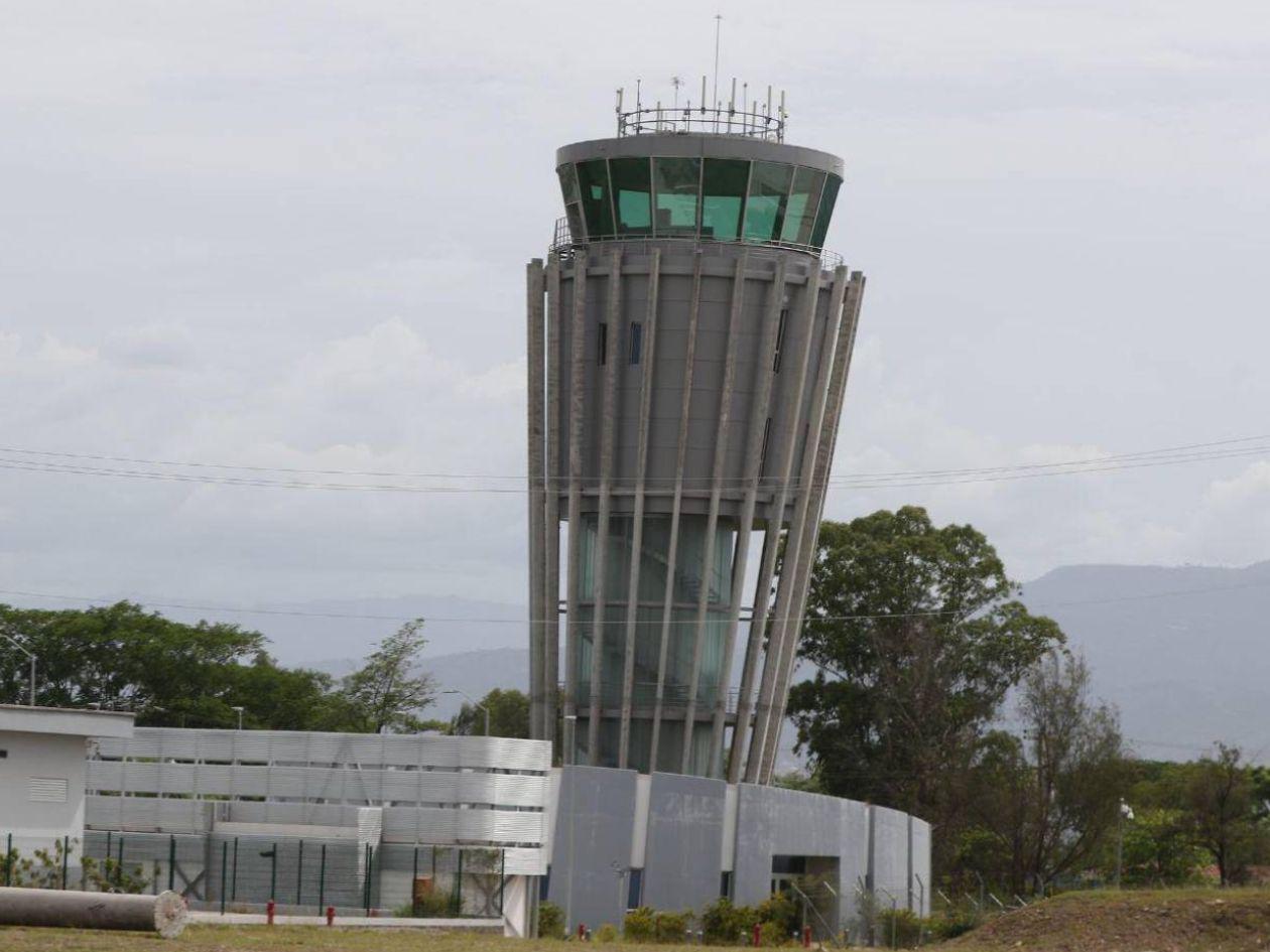 Denuncian que sistema de radares en Palmerola lleva dos años en abandono