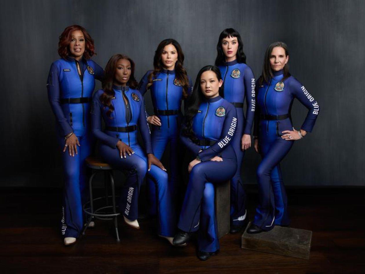 Viaje espacial de Blue Origin desata críticas: pasajeras responden