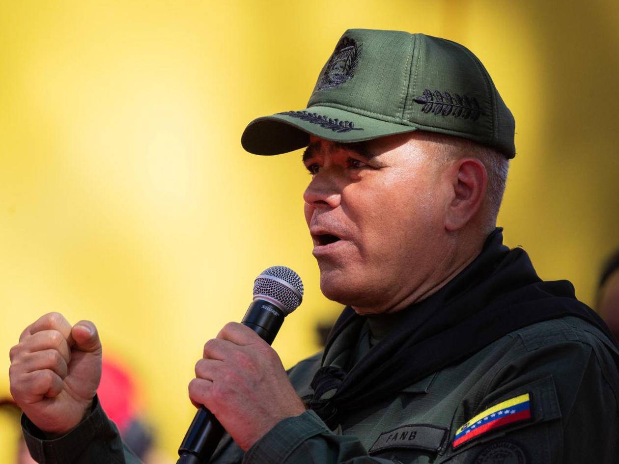 Fuerza armada de Venezuela en alerta por orden de Trump de enviar tropas contra carteles