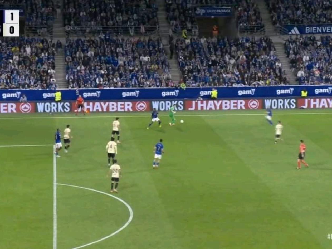 Barcelona no lo puede creer: Horror de su portero termina en gol del Real Oviedo