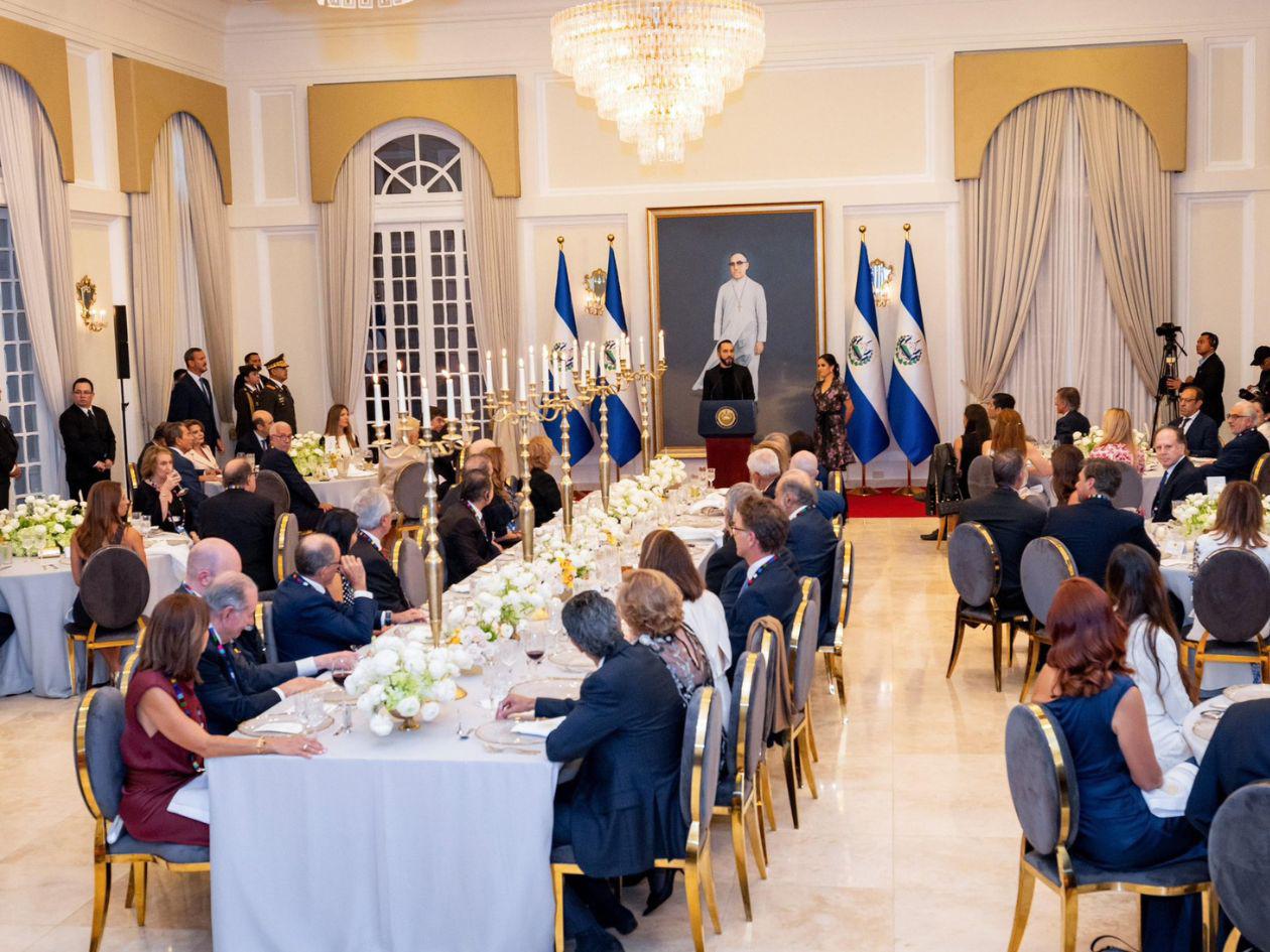 Empresarios de Latinoamérica destacan apoyo de Nayib Bukele