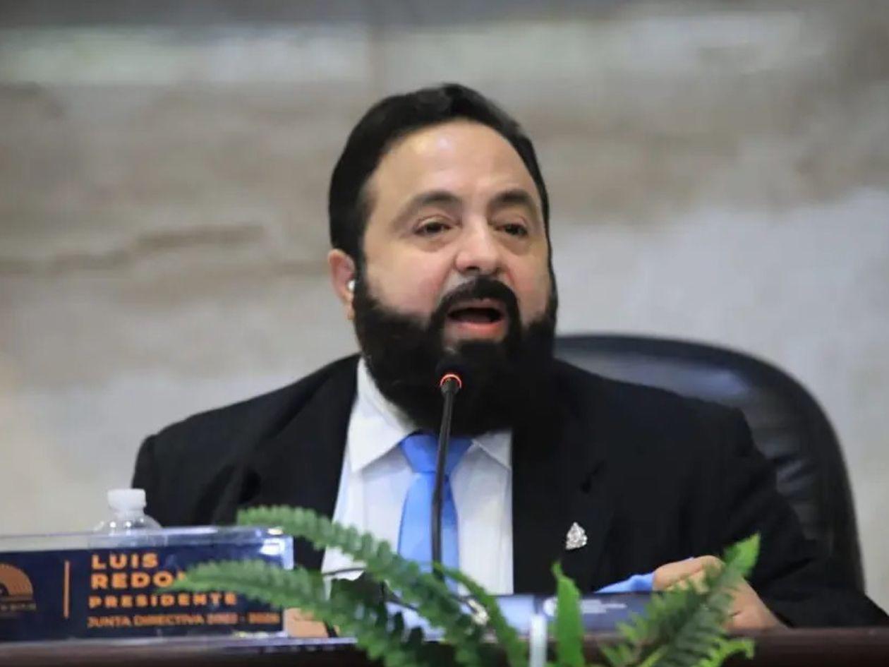 Luis Redondo tilda de ilegal la autoconvocatoria de la oposición