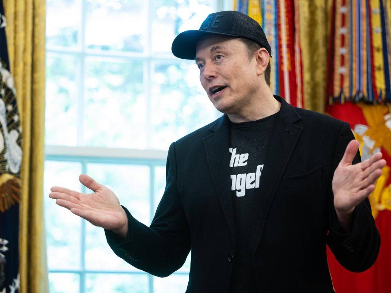 Trump llama tren descarrilado a Musk y anticipa el fracaso de su partido político