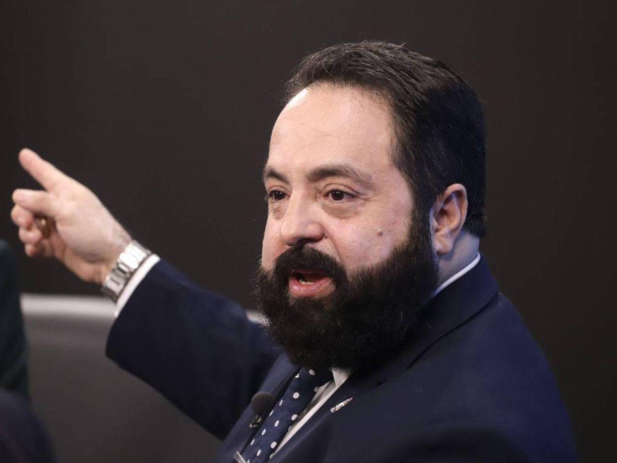 Luis Redondo amenaza: Voy a aprobar todo, la Constitución me faculta