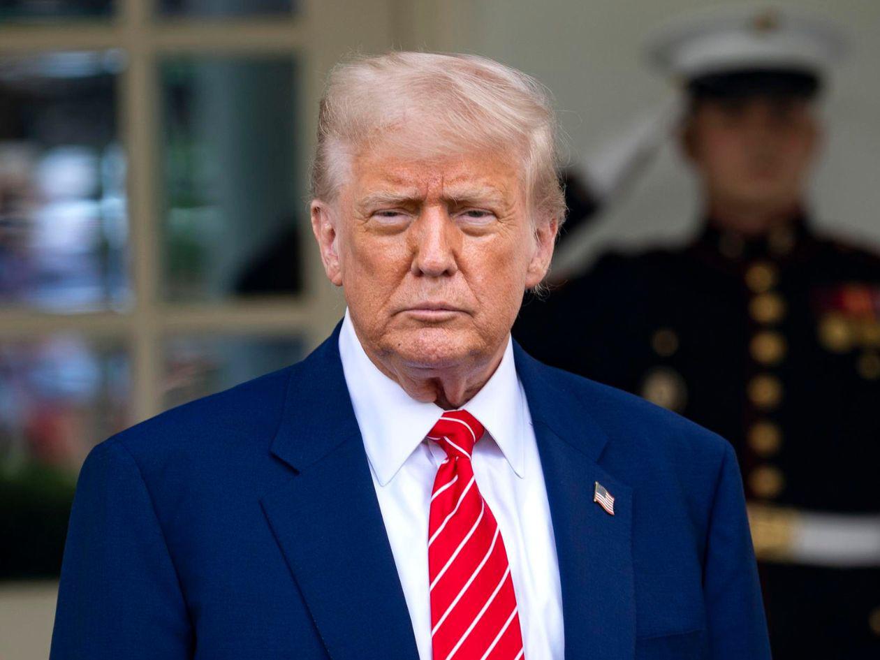 Trump insta al Supremo a revocar el estatus legal de cientos de inmigrantes