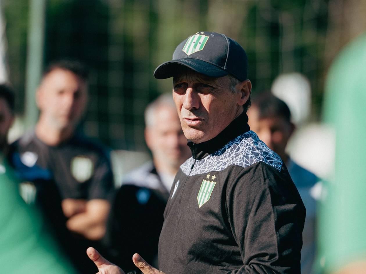 ¿Por qué no se lleva jugadores del Olimpia a Argentina? Troglio responde