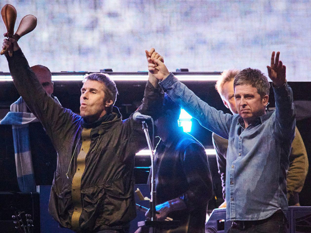 Liam Gallagher dedica una canción de Oasis a su hermano tras acusación
