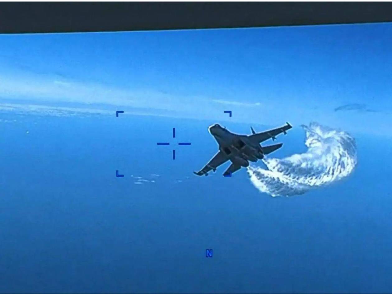 Cazas estadounidenses rastrean bombarderos rusos que volaban cerca de Alaska