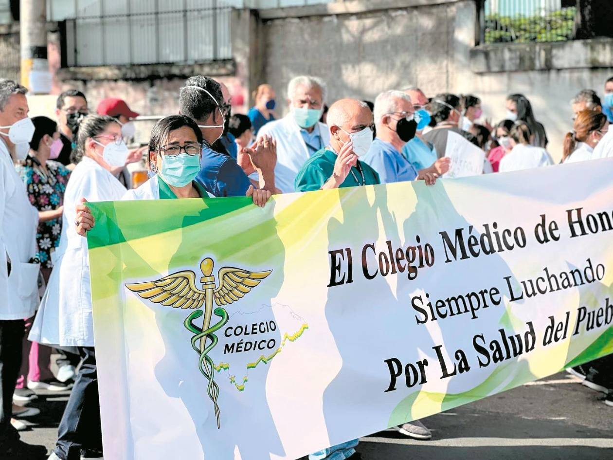 Siete gremios de salud pública gozarán de un aumento en la base salarial