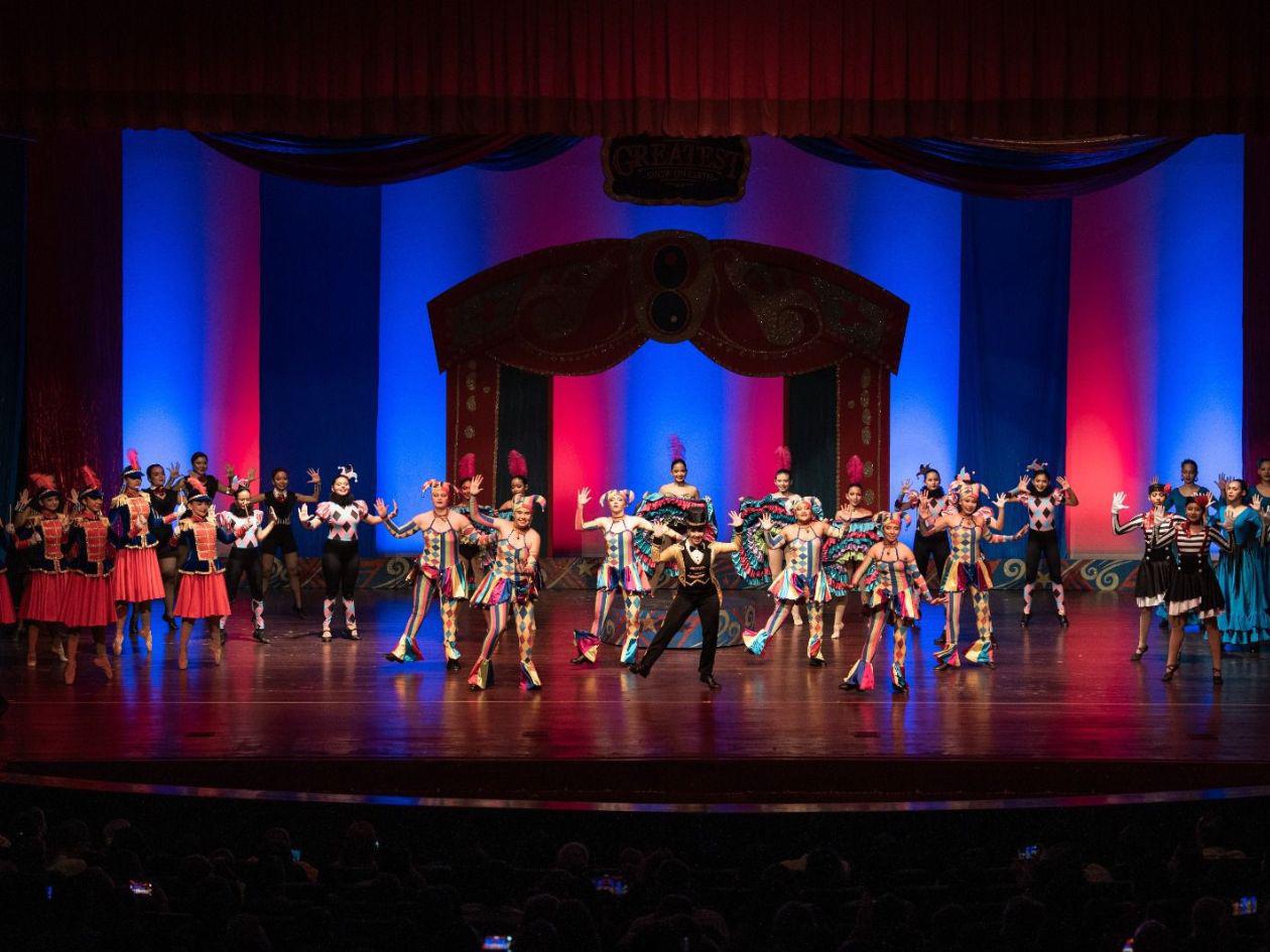 Academia de Bellas Artes presenta su increíble show de fin de año