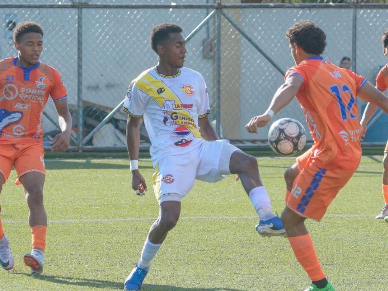 El último fichaje de Génesis, una joven promesa ex de Marathón