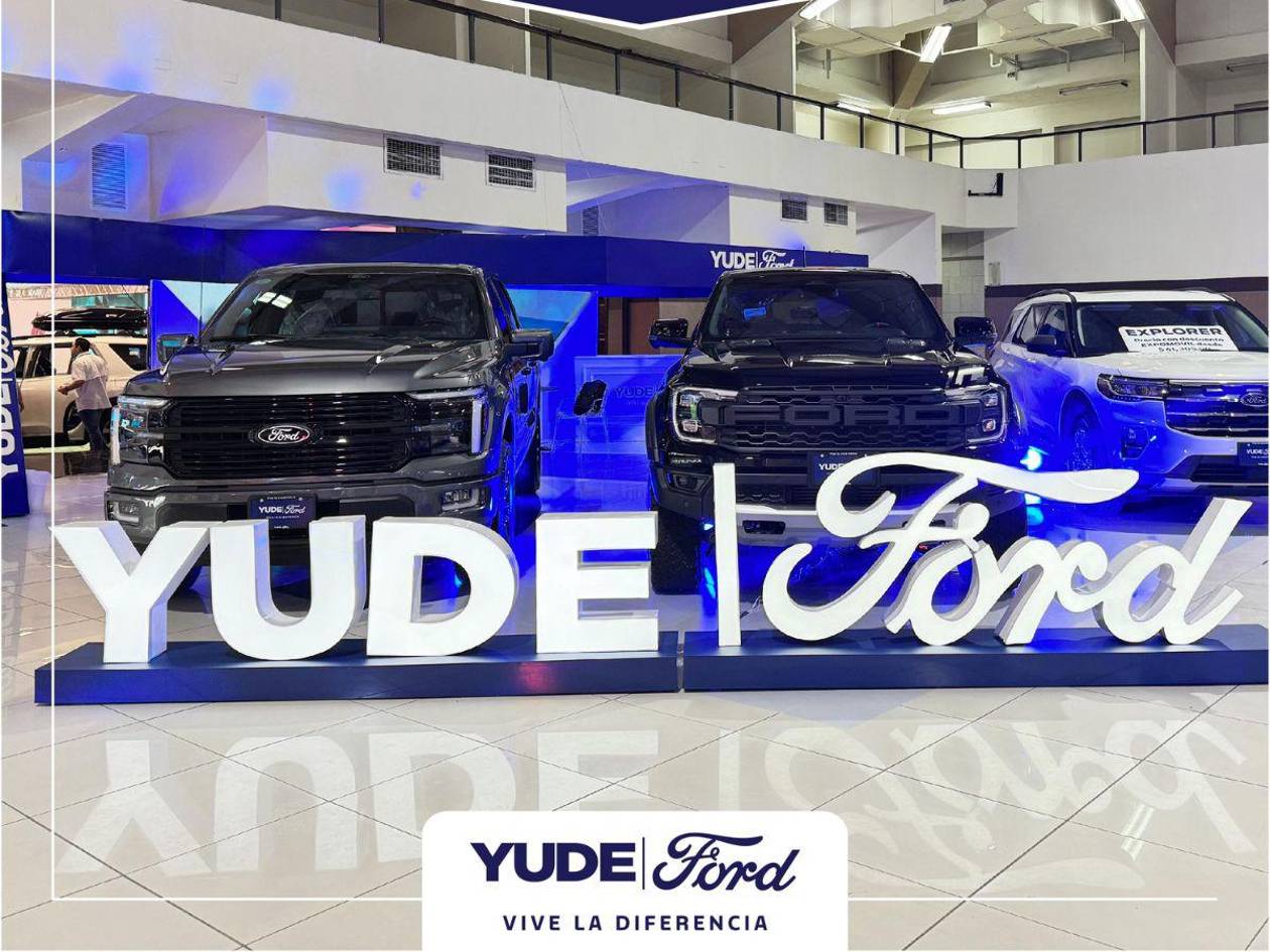Yude Canahuati brilló en la Expomóvil 2025 con los modelos insignia de Ford