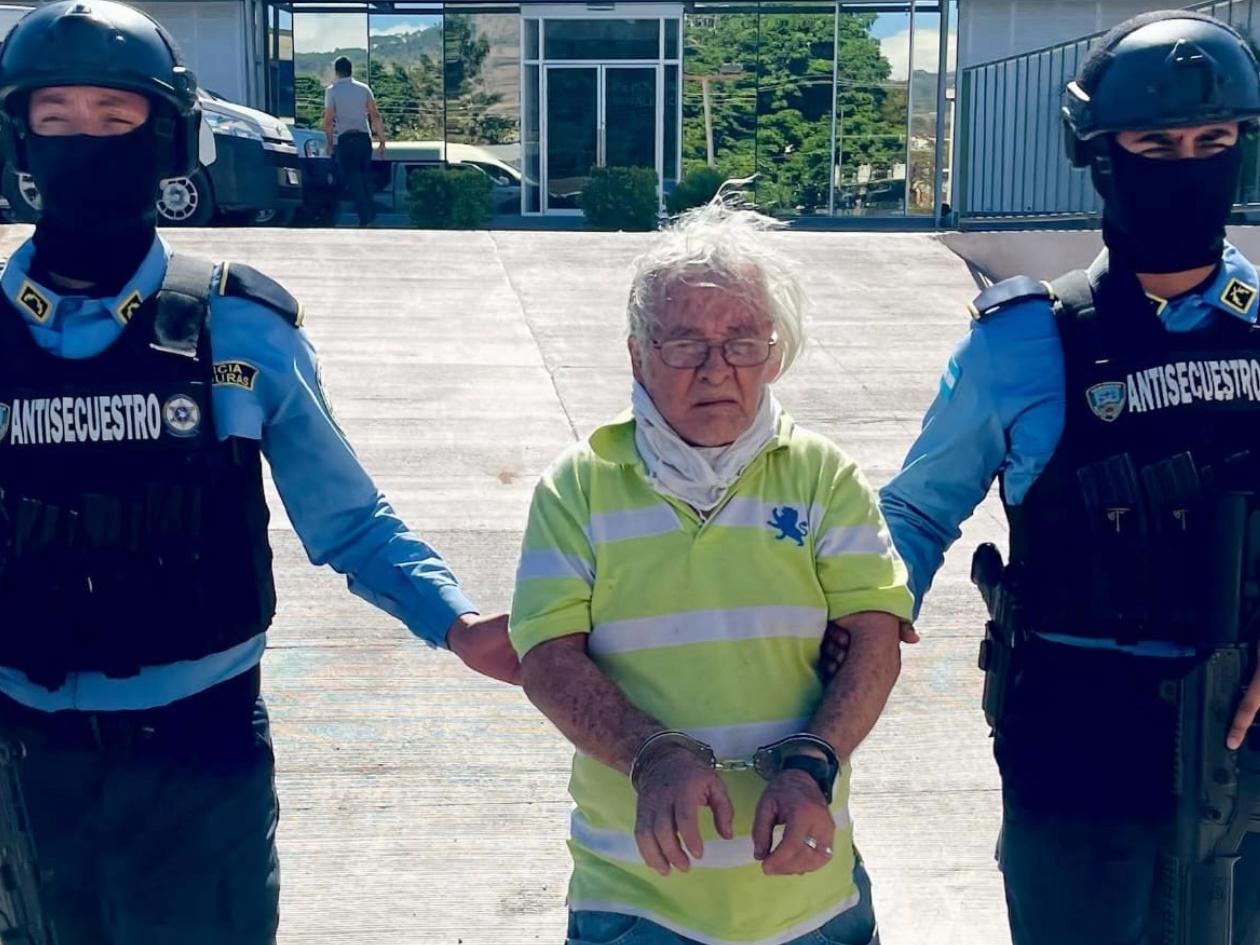 Capturan a mecánico por delitos graves contra dos niñas