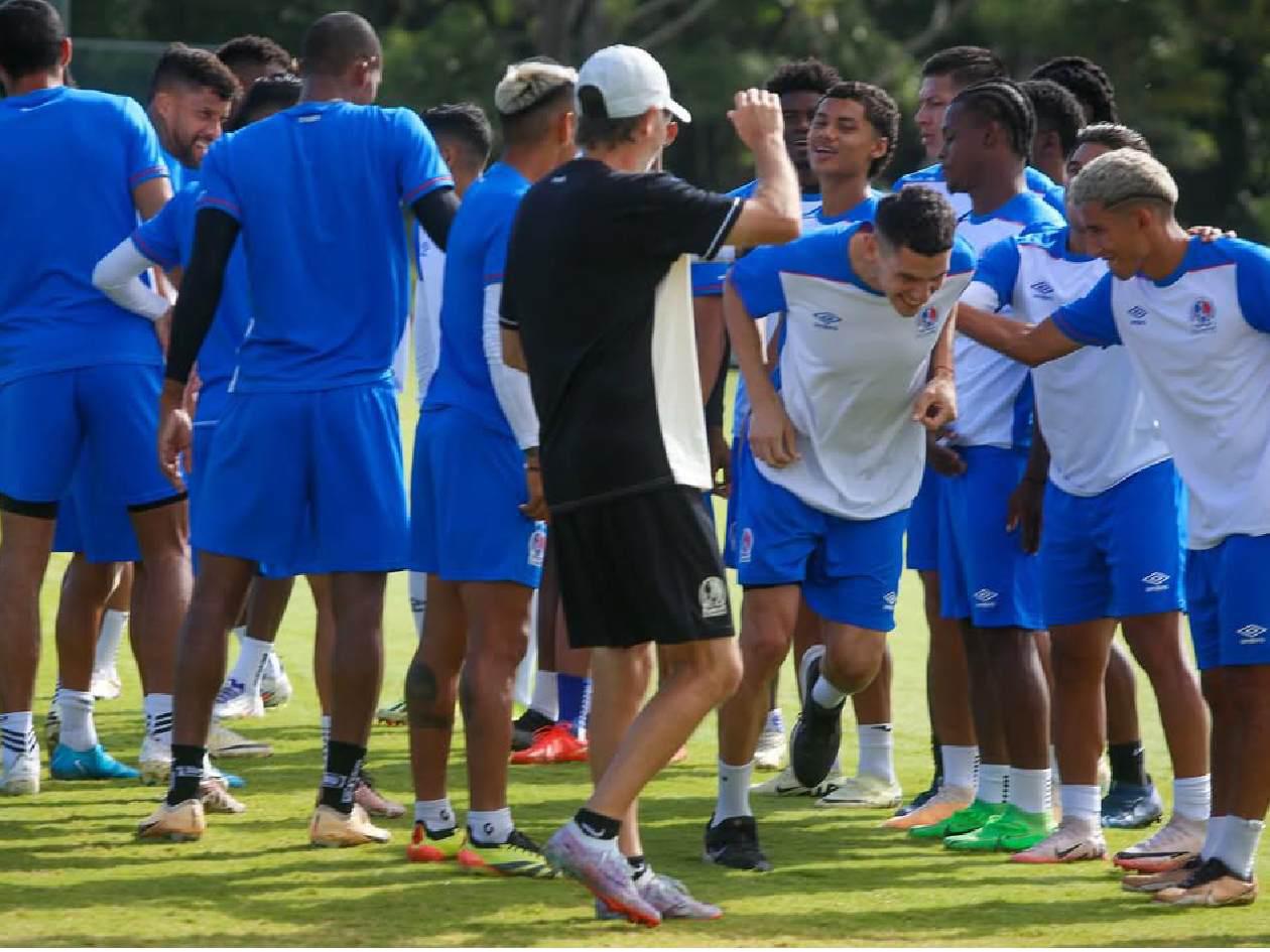 Anuncia que se va de Honduras durante la final Olimpia-Real España
