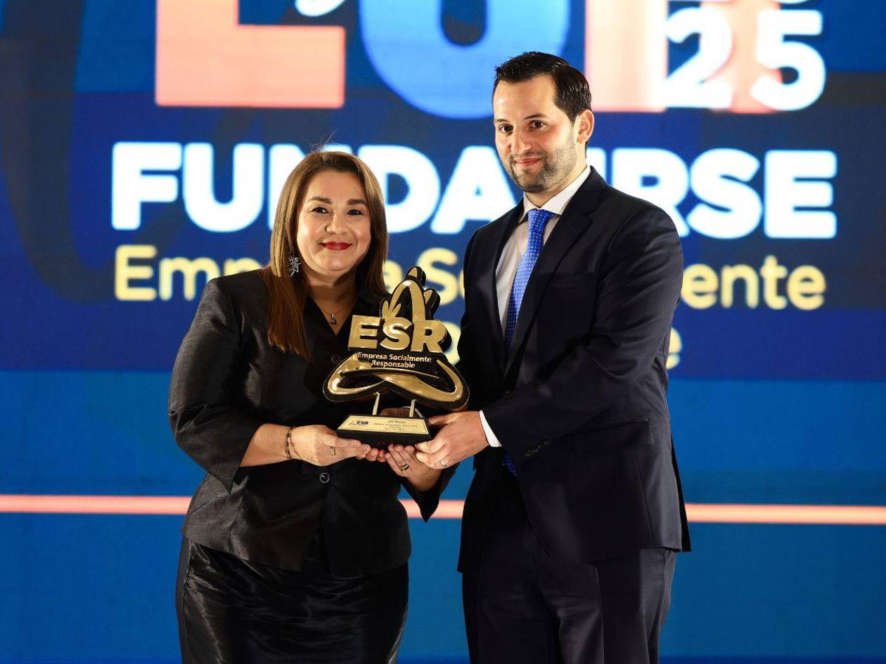 Lacthosa consolida su liderazgo en sostenibilidad y recibe por 16° año consecutivo el Sello de ESR